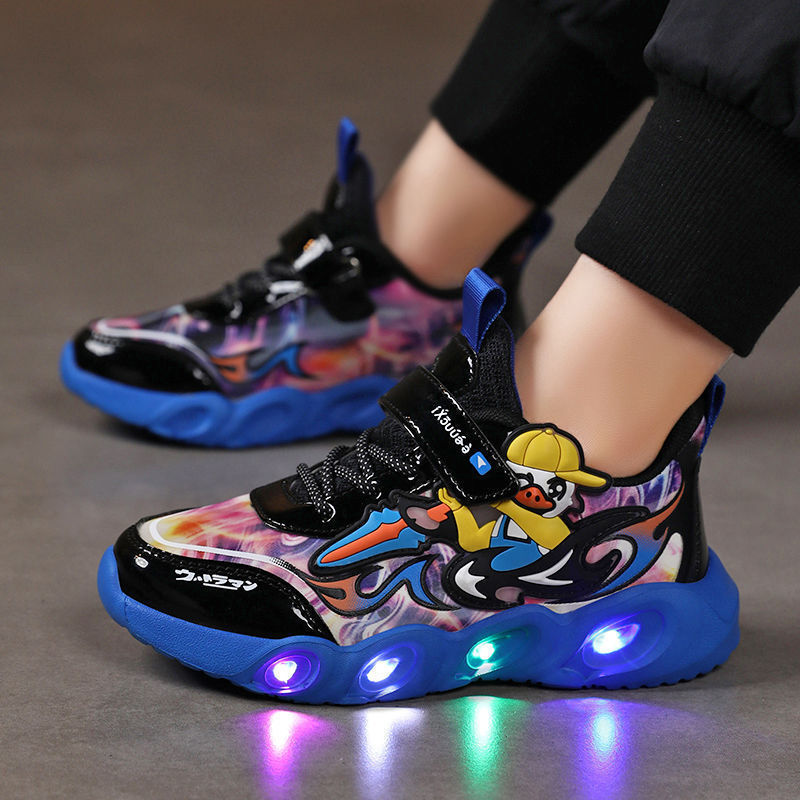 2025 Boys' Shoes Children's Anti-Slip Mid-Leat Running Shoes Leather with Lights Spider-Man Children's Sports Shoes Autumn Lightweight