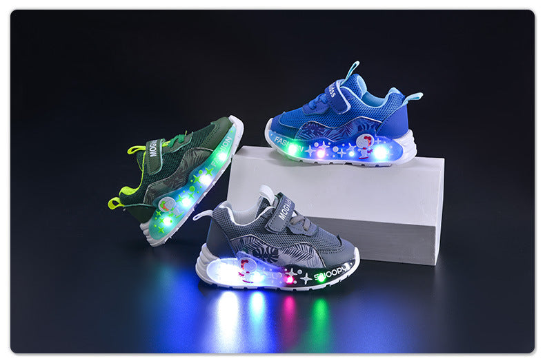 Wholesale Light-Up 2025 Spring & Fall Mesh Comfortable and Lightweight Casual Light-Up Led Light-Up Men's Sports Shoes for Small and Medium-Sized Children
