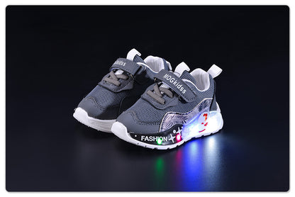 Wholesale Light-Up 2025 Spring & Fall Mesh Comfortable and Lightweight Casual Light-Up Led Light-Up Men's Sports Shoes for Small and Medium-Sized Children