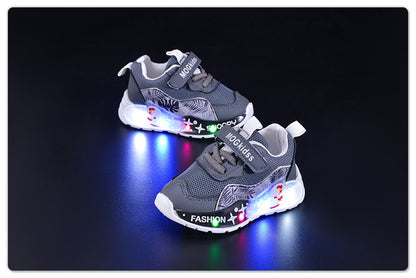 Wholesale Light-Up 2025 Spring & Fall Mesh Comfortable and Lightweight Casual Light-Up Led Light-Up Men's Sports Shoes for Small and Medium-Sized Children